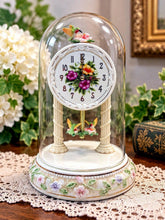 गैलरी व्यूवर में इमेज लोड करें, Avon Exclusive 2002 Weighted Tabletop Hummingbird Anniversary Clock

