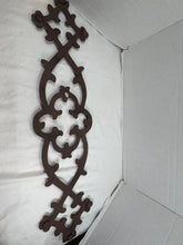 Charger l'image dans la galerie, Vintage Southern Living at Home Wrought Iron - close-up detail
