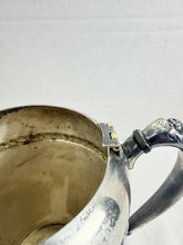 Charger l'image dans la galerie, Antique Silverplated Footed Teapot Victorian Style Hinged Lid USA Post-1940
