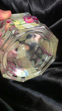 गैलरी व्यूवर में इमेज लोड करें, Vintage Hand Painted Floral Clear Glass Hexagonal Covered Candy Trinket Dish
