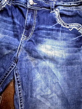 Charger l'image dans la galerie, Grace In LA Easy Fit Embroidered Bootcut Jeans Medium Wash Size 34
