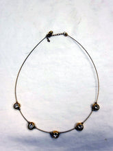 Charger l'image dans la galerie, Vintage 1980s Swarovski Gold Plated 5-Stone Crystal Station Wire Necklace

