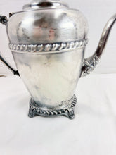 Charger l'image dans la galerie, Antique Silverplated Footed Teapot Victorian Style Hinged Lid USA Post-1940
