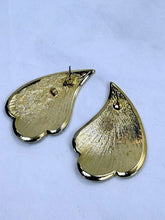 Load image into Gallery viewer, Vintage 1980s Gold Tone Black Enamel Flame Motif Leaf Stud Earrings USA
