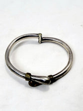 Load image into Gallery viewer, Vintage Taxco Mexico 925 Sterling Silver Gold Tone Hook Bangle Bracelet
