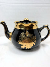 将图片加载到图库查看器，Vintage Arthur Wood England Black Ceramic Teapot 22kt Gold Gilt Floral
