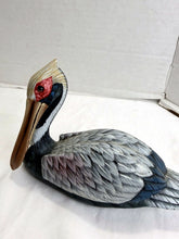 Charger l'image dans la galerie, Vintage Hand Painted Hand-Carved Wooden Pelican Figurine Handmade USA

