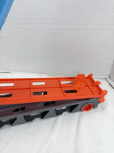 将图片加载到图库查看器，Hot Wheels Speedway Hauler (GVG37) Storage - top view
