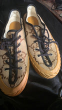 Load image into Gallery viewer, Gucci Maxi GG Low Top Caramel Canvas Sneakers 703031 Men's Size 8.5 Spain
