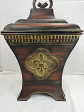 गैलरी व्यूवर में इमेज लोड करें, Vintage Tuscan Fleur-de-Lis Metal Lidded Jar Canister Urn Box Brown
