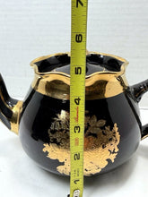 将图片加载到图库查看器，Vintage Arthur Wood England Black Ceramic Teapot 22kt Gold Gilt Floral
