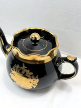 将图片加载到图库查看器，Vintage Arthur Wood England Black Ceramic Teapot 22kt Gold Gilt Floral

