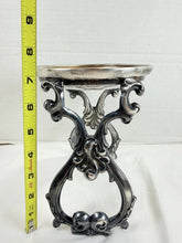 Load image into Gallery viewer, Vintage F.D. Rogers Silverplate Gravy Boat - additional detail
