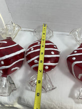 将图片加载到图库查看器，Vintage Red Acrylic Wrapped Candy Trinket Boxes Magnetic Closure Set of 6
