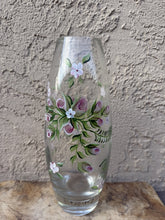 Cargar imagen en el visor de la galería, Vintage Hand Painted Glass Vase Pink Floral Flowers Art Deco Style 10 Inch
