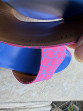 Load image into Gallery viewer, Gucci GG Supreme Pink Platform Slide Sandals Women Size 40.5 734913 Italy
