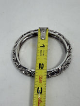 गैलरी व्यूवर में इमेज लोड करें, Vintage Brighton Anahita Scrolled Crystal Hinged Bangle Bracelet Silver Plated
