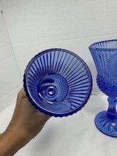 Load image into Gallery viewer, Vintage 1976 Avon Fostoria Cobalt Blue George Martha Washington Goblets Pair
