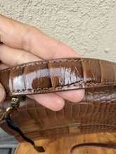 Cargar imagen en el visor de la galería, Assots London Genuine Leather Croc Embossed Satchel Handbag Tan Brown Crossbody
