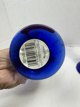 Cargar imagen en el visor de la galería, Vintage Imperial Glass Cobalt Blue Taper Candlestick Holders Mid Century Pair
