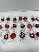 将图片加载到图库查看器，Vintage Acrylic Red White Peppermint Candy Christmas Ornaments Lot of 30
