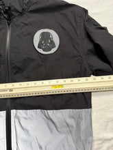 Load image into Gallery viewer, BoxLunch Exclusive Star Wars Darth Vader Windbreaker Jacket Men's Size Medium
