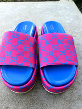 Load image into Gallery viewer, Gucci GG Supreme Pink Platform Slide Sandals Women Size 40.5 734913 Italy
