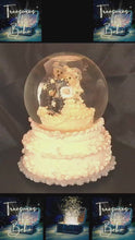 在图库查看器中加载和播放视频，Boyds Bears “Wedding Day” Musical Snow Globe – Bride &amp; Groom Bear Figurine Plays Wedding March
