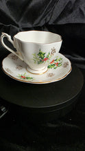 将图片加载到图库查看器，Queen Anne “Yuletide” Fine Bone China Teacup &amp; Saucer – England, 1950s Holiday Holly &amp; Bells Pattern
