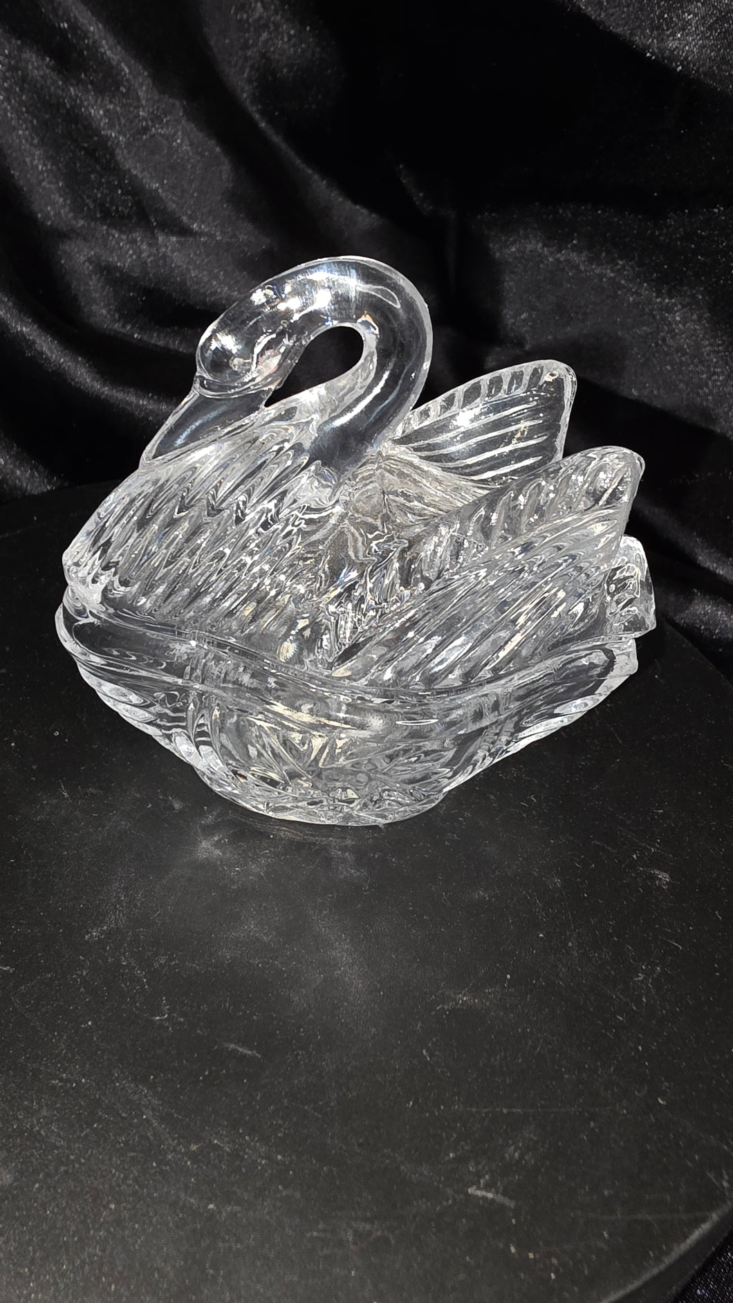 Vintage Lead Crystal Swan Trinket Box - Elegant Clear Glass with Etched Wings Made in Taiwan