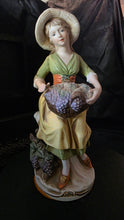 将图片加载到图库查看器，Vintage Homco 1258 Porcelain Figurine &quot;Vineyard Harvest&quot; Lady with Grapes, Hand-Painted Collectible
