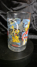 将图片加载到图库查看器，Disney 100 Years of Magic – “Share a Dream Come True” Collector Glass – Mickey Mouse, Donald, Pluto, Snow White, Dopey, and Parade Scenes – Walt Disney World 2000
