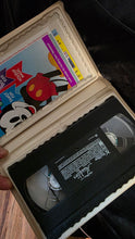 Load image into Gallery viewer, Rare Vintage Walt Disney’s Aladdin Black Diamond Edition VHS (1992) – The Classics Collection Iconic 90s Disney Treasure
