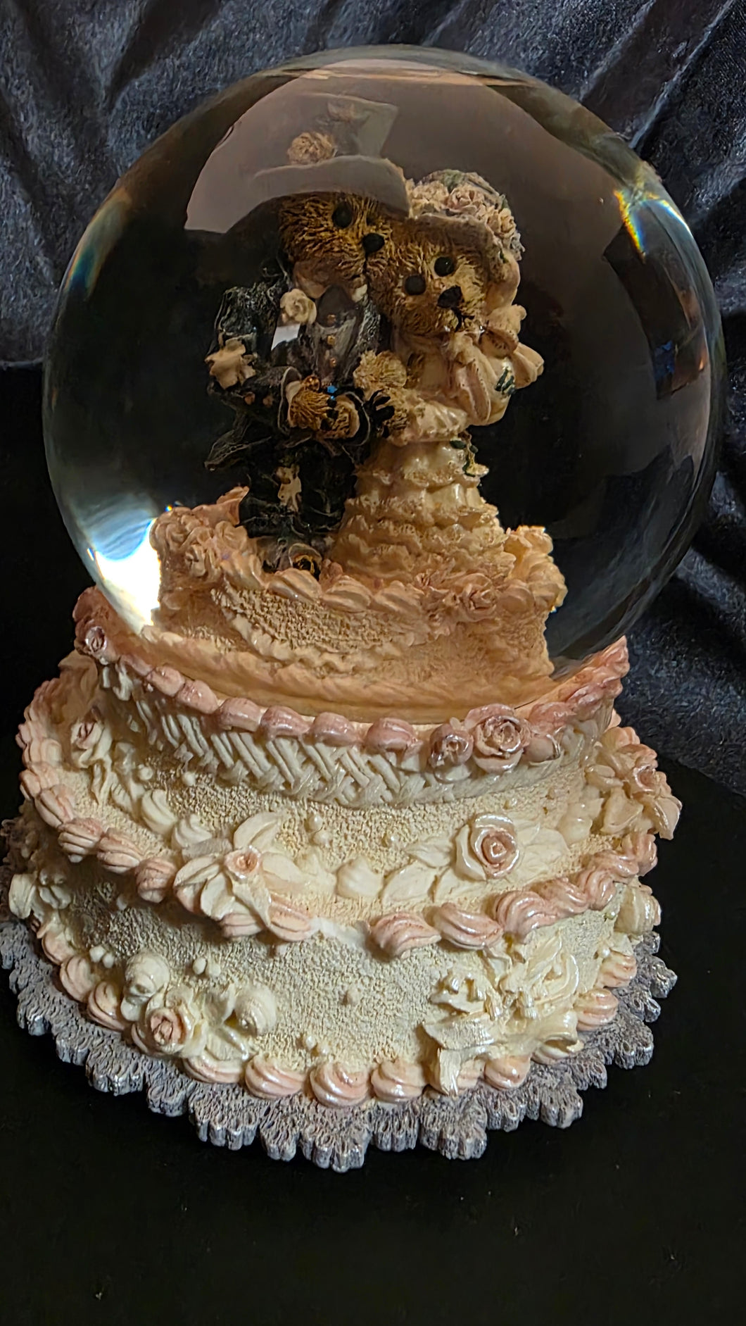 Boyds Bears “Wedding Day” Musical Snow Globe – Bride & Groom Bear Figurine Plays Wedding March