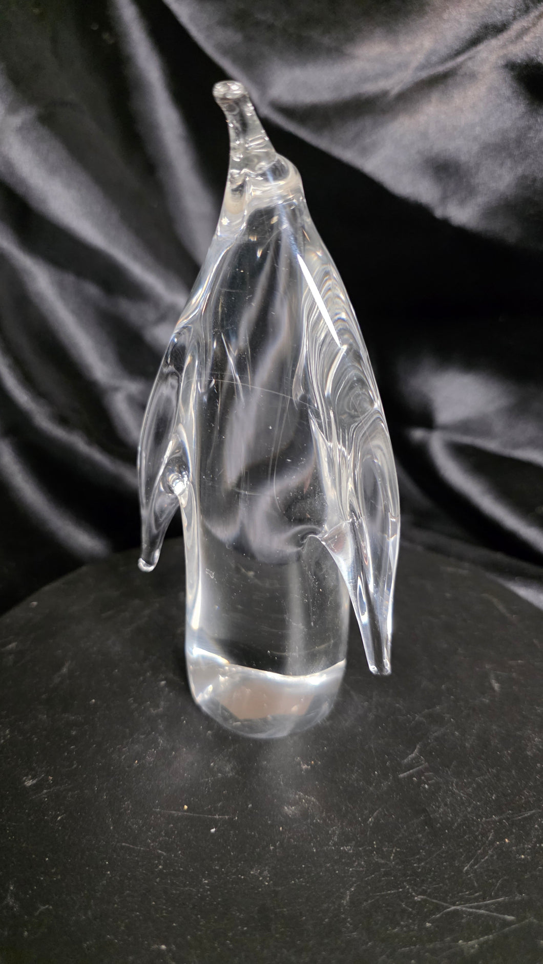 Vintage Clear Glass Penguin Figurine - Elegant Crystal Sculpture
