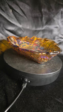 将图片加载到图库查看器，Vintage Amethyst Carnival Glass “Blackberry Leaf” Dish – Iridescent Antique Berry Bowl by Northwood/Fenton
