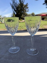 गैलरी व्यूवर में इमेज लोड करें, Marquis by Waterford Sparkle Crystal Wine Glasses Set of 4 – Made in Germany
