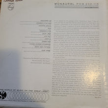 गैलरी व्यूवर में इमेज लोड करें, The Serendipity Singers 1965 Original Vinyl Record

