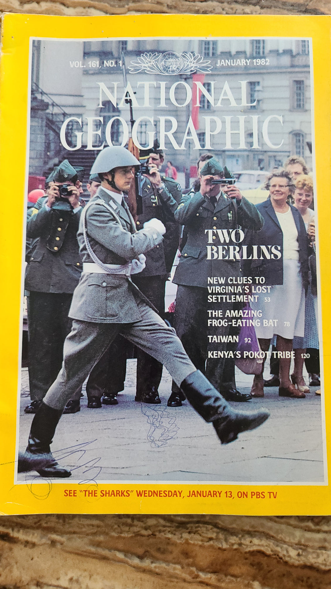 National Geographic January 1982 Two Berlins