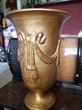 Load image into Gallery viewer, Vintage Vase
