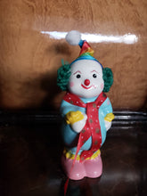 Charger l&#39;image dans la galerie, Clown Figurine
