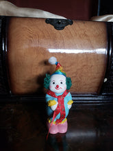 Cargar imagen en el visor de la galería, Clown Figurine
