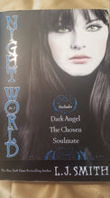 将图片加载到图库查看器，Night World No. 2 by L.J. Smith includes Dark Angel, The Chosen, and Soulmate
