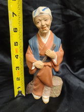 गैलरी व्यूवर में इमेज लोड करें, Vintage Norcrest Old Asian Woman Figurine
Good condition, no chips or cracks
