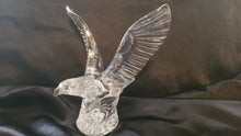 Load image into Gallery viewer, Waterford Crystal Fred Curtis Eagle 7&quot; Glass Sculpture
