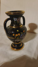 गैलरी व्यूवर में इमेज लोड करें, Vintage Handmade Vase from Rhodes By Kinoy in 24k Gold

