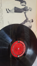 Charger l&#39;image dans la galerie, Wonderful Day Doris Day Limited Edition Vinyl Record
