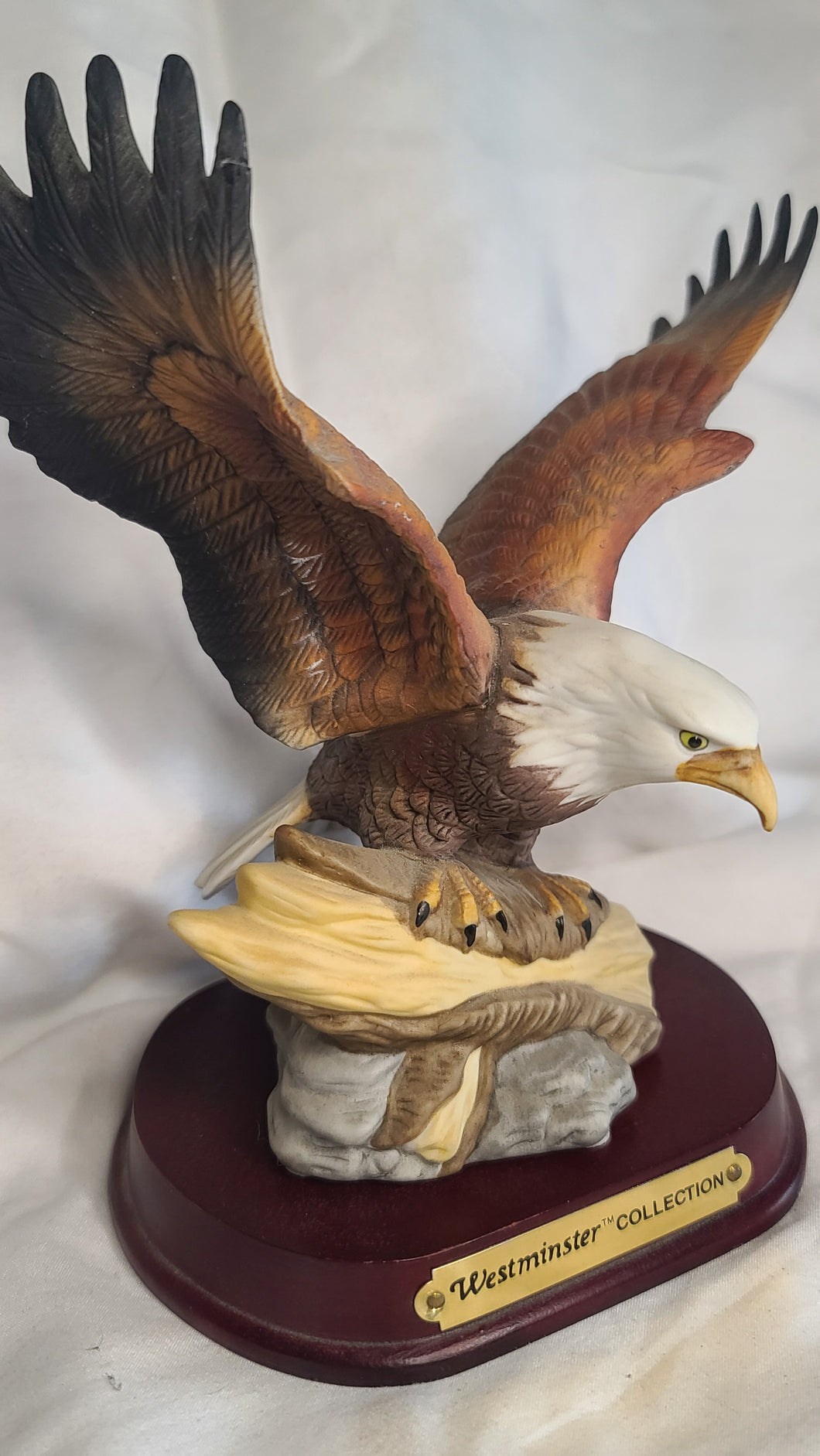 Westminster Collection Porcelain Eagle Figurine 7in