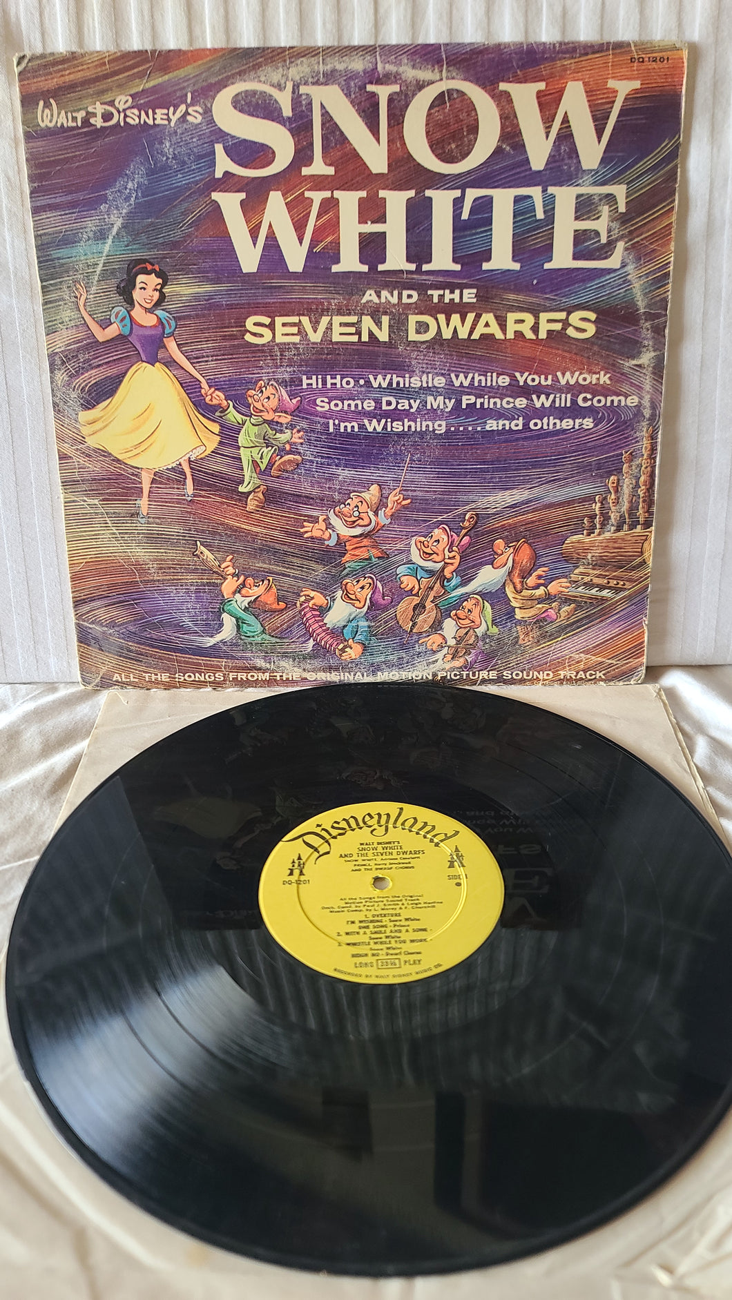 Walt Disney's Snow White And The Seven Dwarfs Original 1963 Vinyl Record