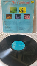 Charger l&#39;image dans la galerie, Alice In Wonderland Original 1963 Vinyl Record Good Condition
